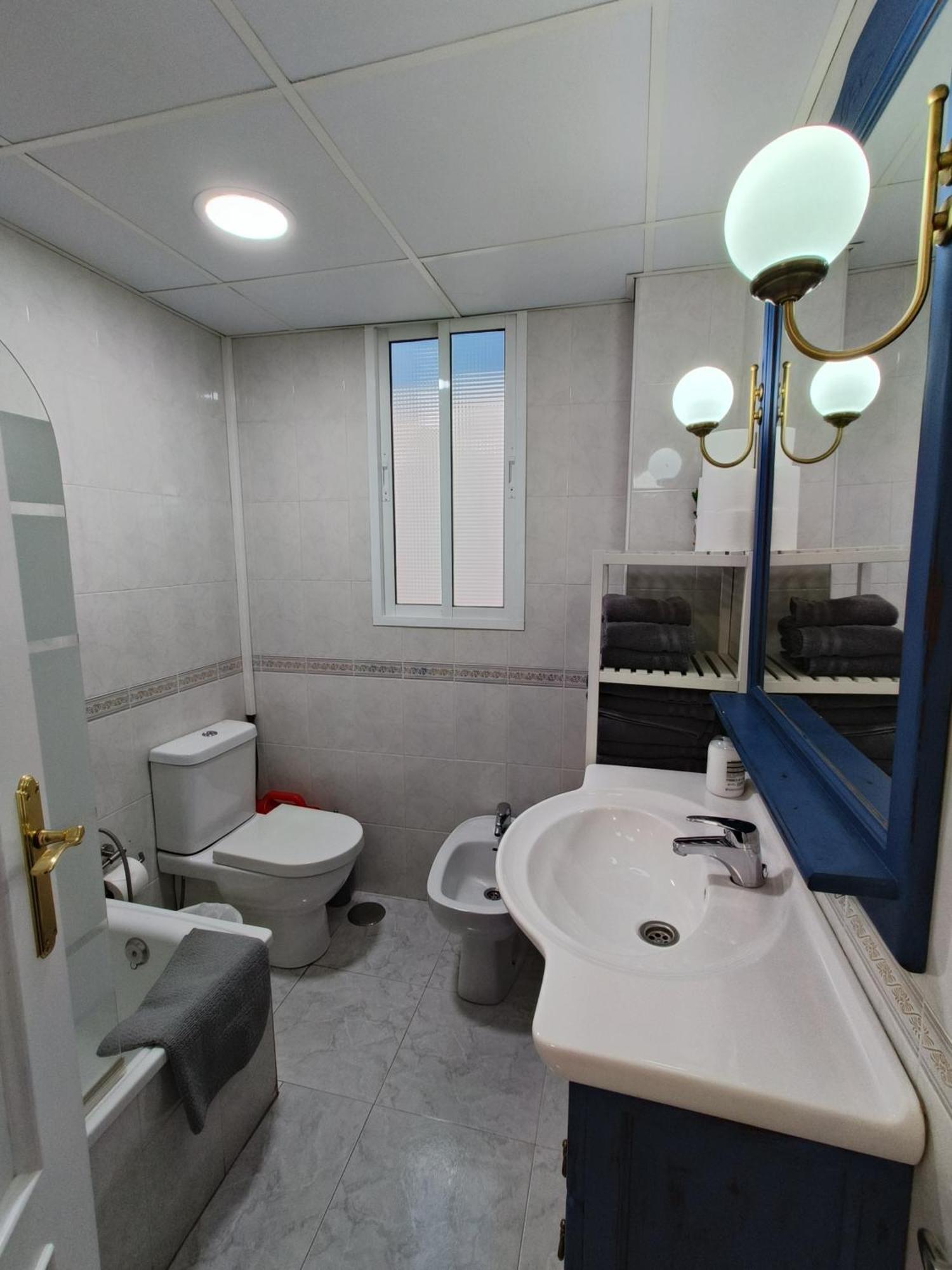 Apartamento Caleta Гранада Екстериор снимка